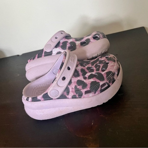 Crocs Crush Clog Purple Chunky Platform Shoes 11C Youth Animal Cheetah - Picture 1 of 5